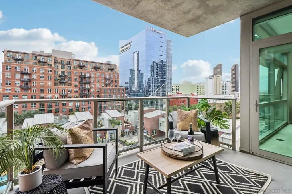 800 The Mark Lane 607, San Diego, CA — listing photo 1
