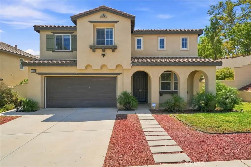 4101 Larkspur, Lake Elsinore, CA — listing photo 1