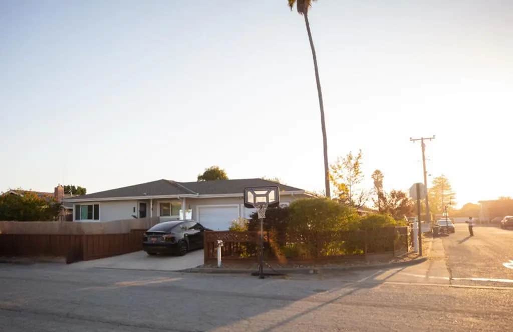 1915 Halterman Avenue, Santa Cruz, CA — listing photo 1