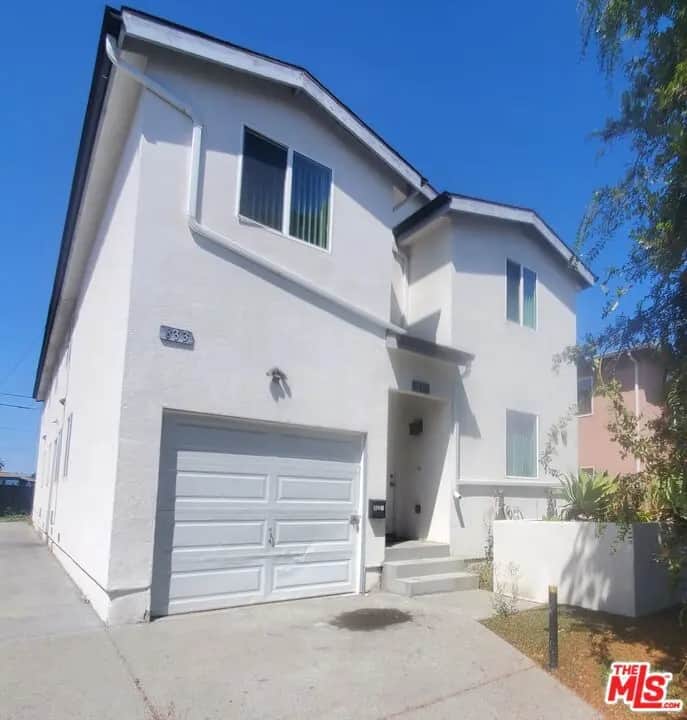 831 E 109th Street, Los Angeles, CA — listing photo 1
