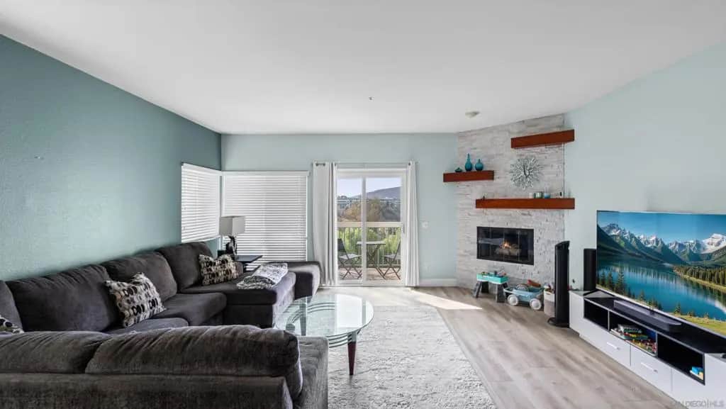 16424 Avenida Venusto C, San Diego, CA — listing photo 1