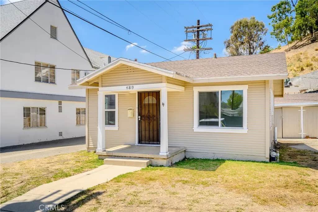4819 Vincent, Los Angeles, CA — listing photo 1