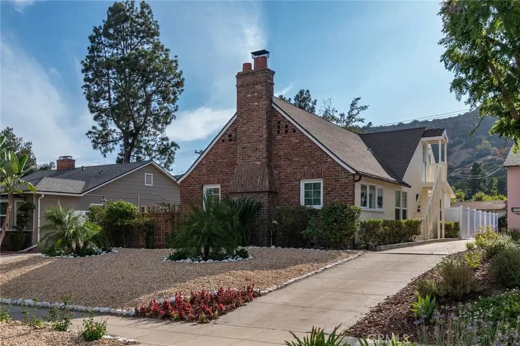 2909 Canada Boulevard, Glendale, CA — listing photo 1