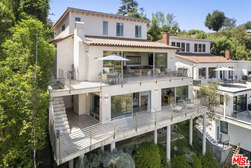 1364 Angelo Drive, Los Angeles, CA — listing photo 1