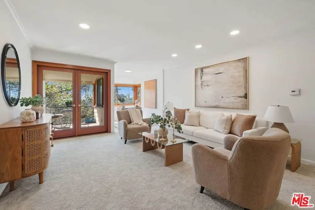289 S Barrington Avenue A309, Los Angeles, CA — listing photo 1