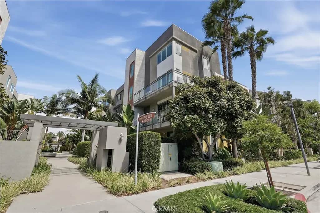 43 Gramercy, Irvine, CA — listing photo 1