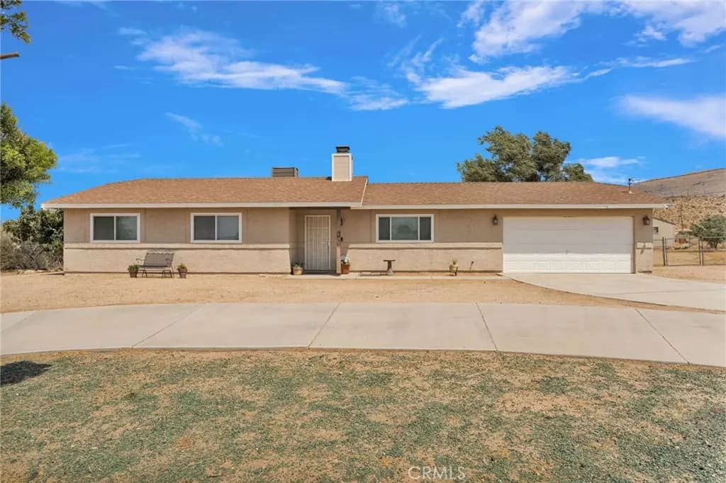 9515 Yucca Street, Apple Valley, CA — listing photo 1
