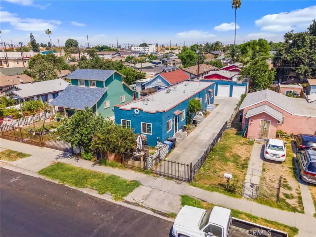 135 E 77th Street, Los Angeles, CA — listing photo 1