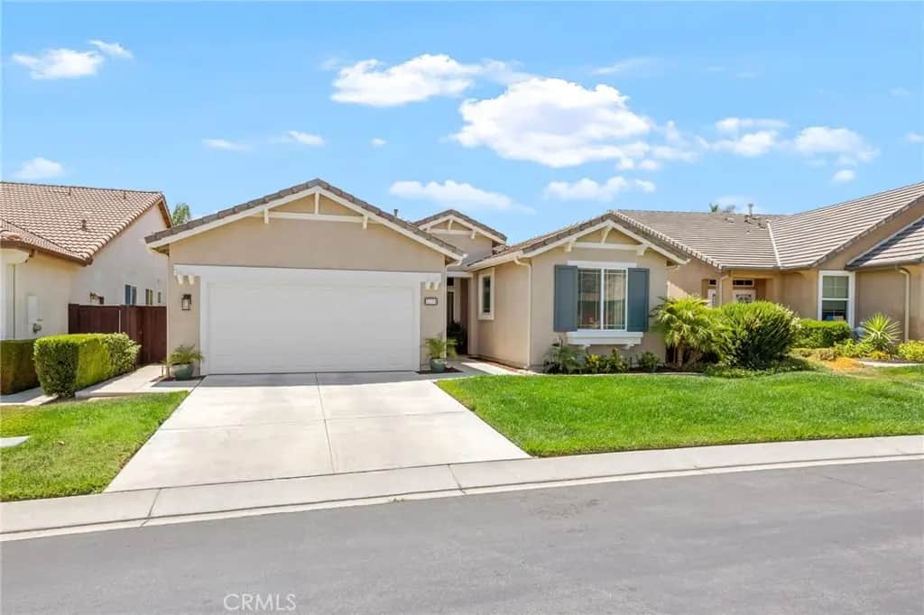 7771 Hagen Circle, Hemet, CA — listing photo 1