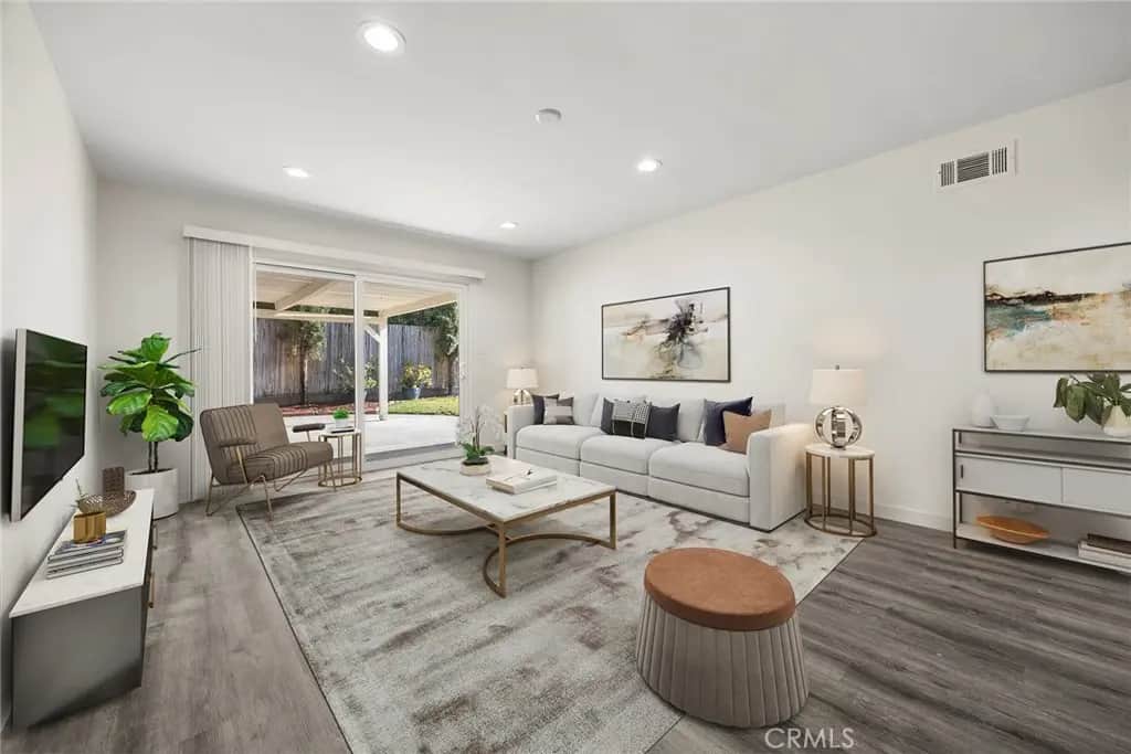 369 San Juan Way, La Canada Flintridge, CA — listing photo 1