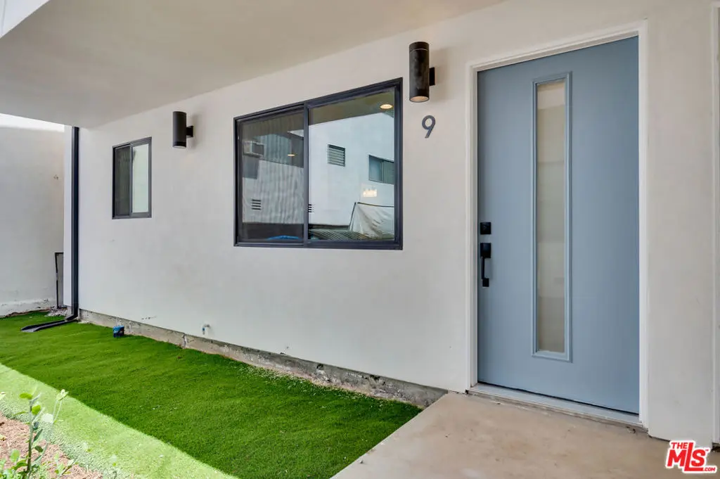 926 N Spaulding Avenue 9, West Hollywood, CA — listing photo 1