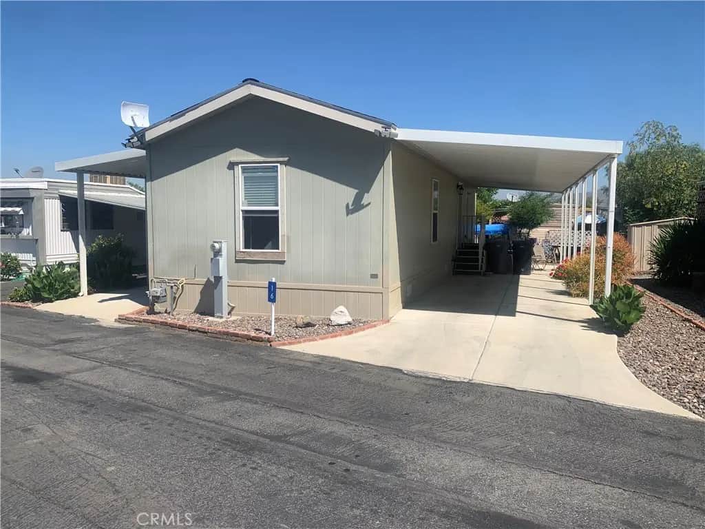 1600 S San Jacinto Ave 16, San Jacinto, CA — listing photo 1