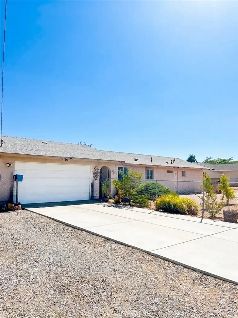 15893 Arbury, Hesperia, CA — listing photo 1