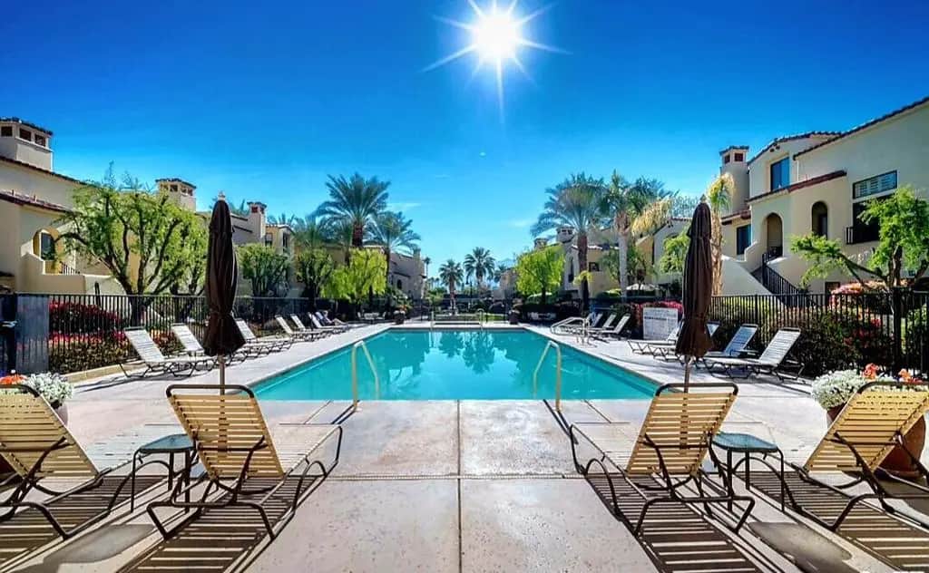 1018 Villorrio Drive N, Palm Springs, CA — listing photo 1