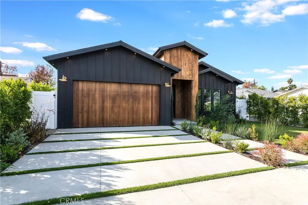 5323 Allott Avenue, Sherman Oaks, CA — listing photo 1