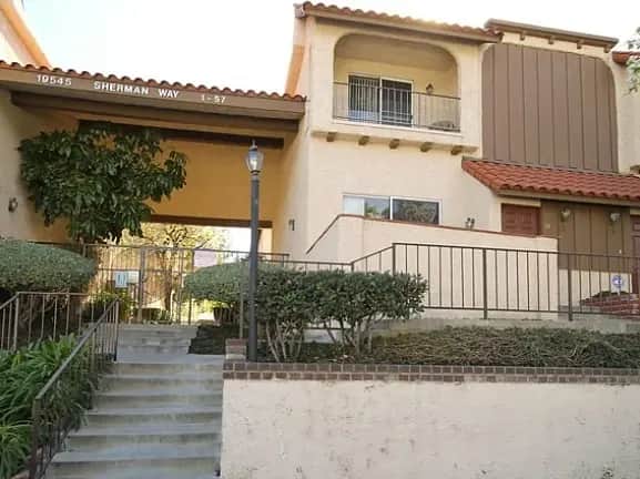 19545 Sherman 30, Los Angeles, CA — listing photo 1