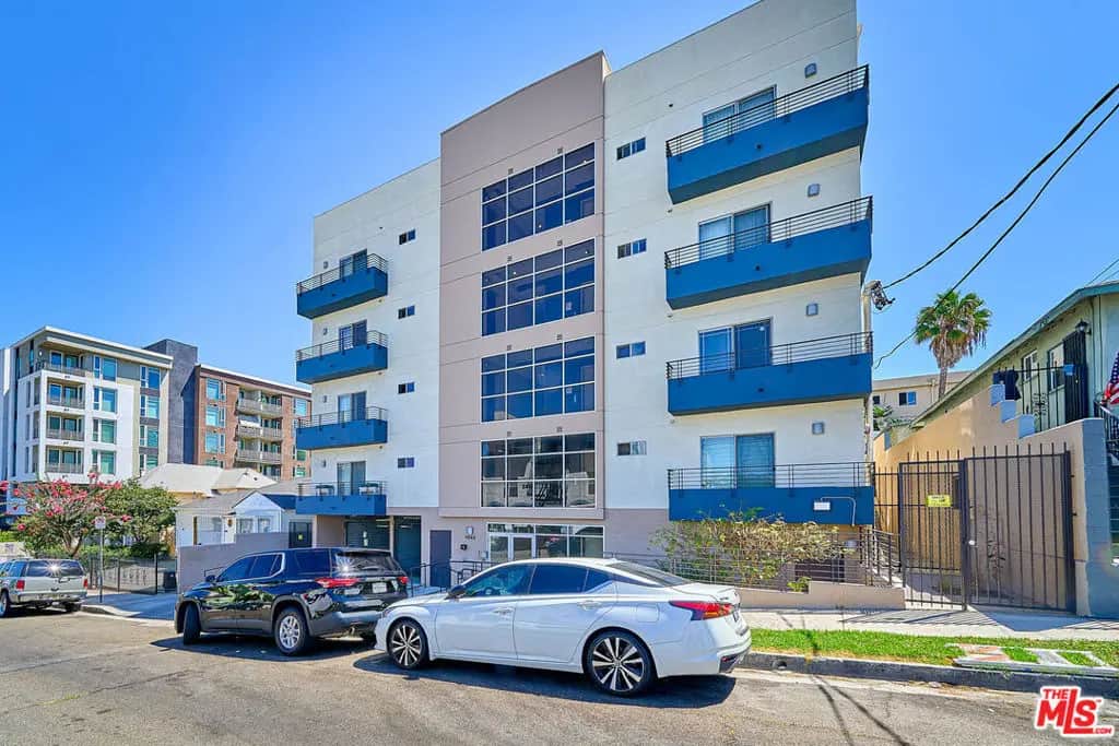 1042 S Kingsley Drive PH4, Los Angeles, CA — listing photo 1