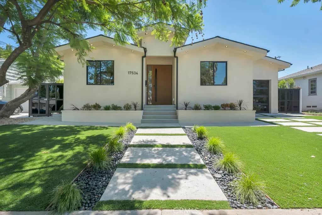 17534 Collins, Encino, CA — listing photo 1