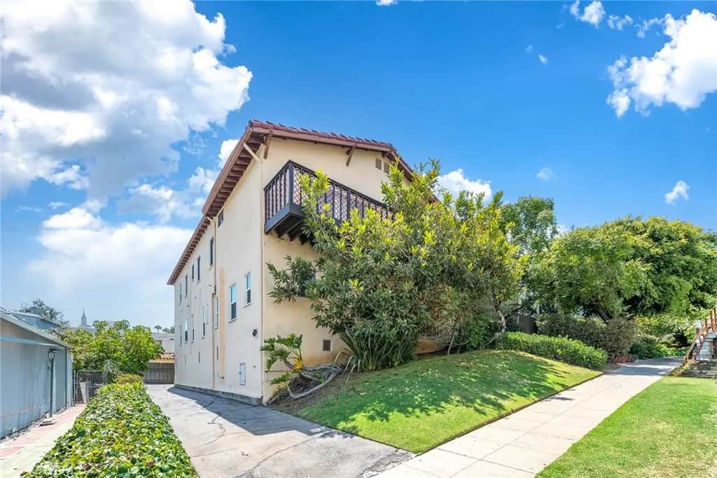 10706 Ohio, Los Angeles, CA — listing photo 1