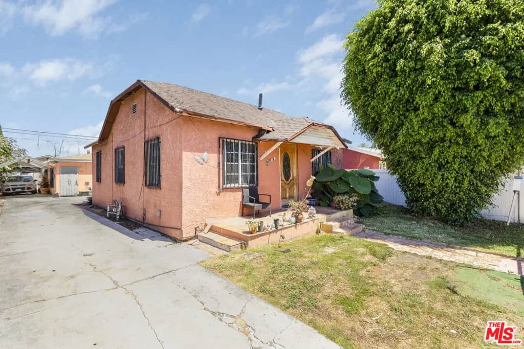 719 E 110th Street, Los Angeles, CA — listing photo 1