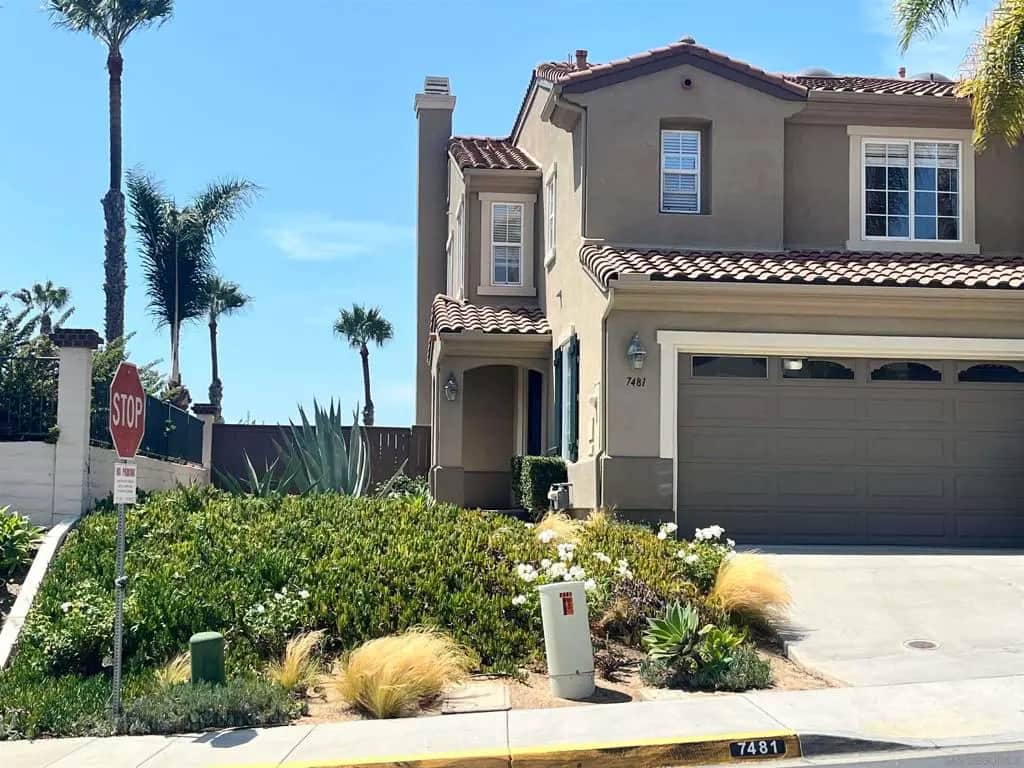 7481 Neptune Drive, Carlsbad, CA — listing photo 1