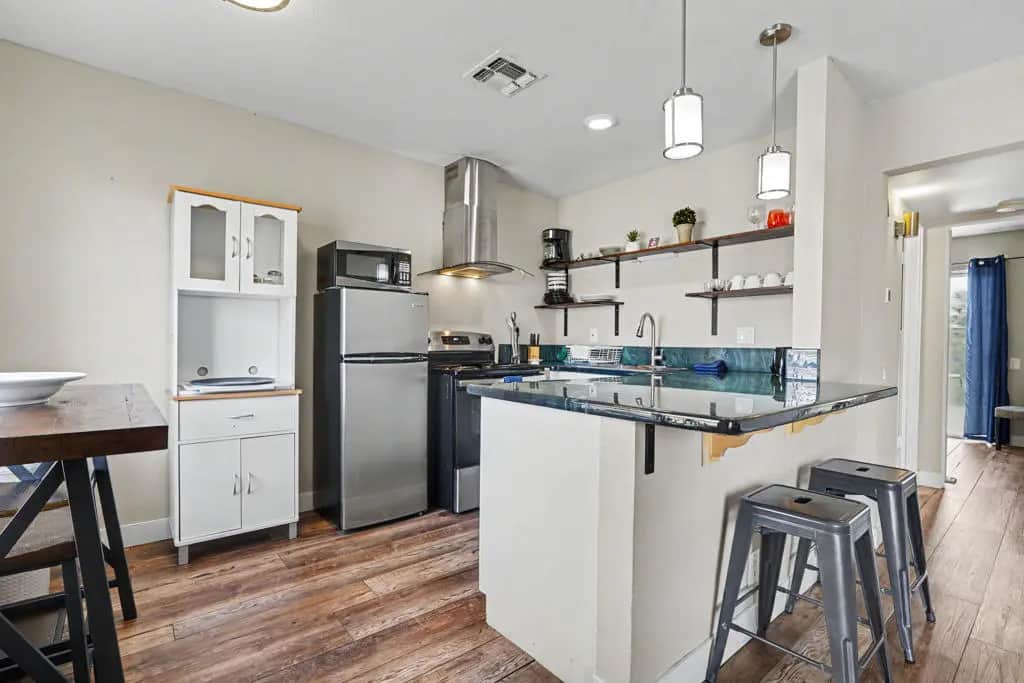 82075 Country Club Drive 22, Indio, CA — listing photo 1