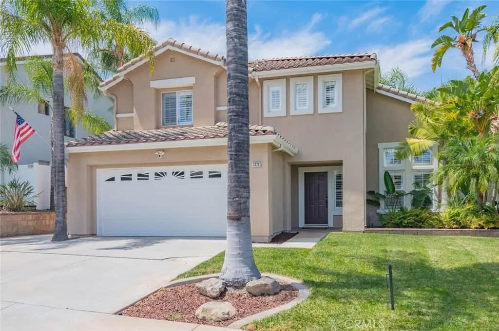 3420 New York, Corona, CA — listing photo 1