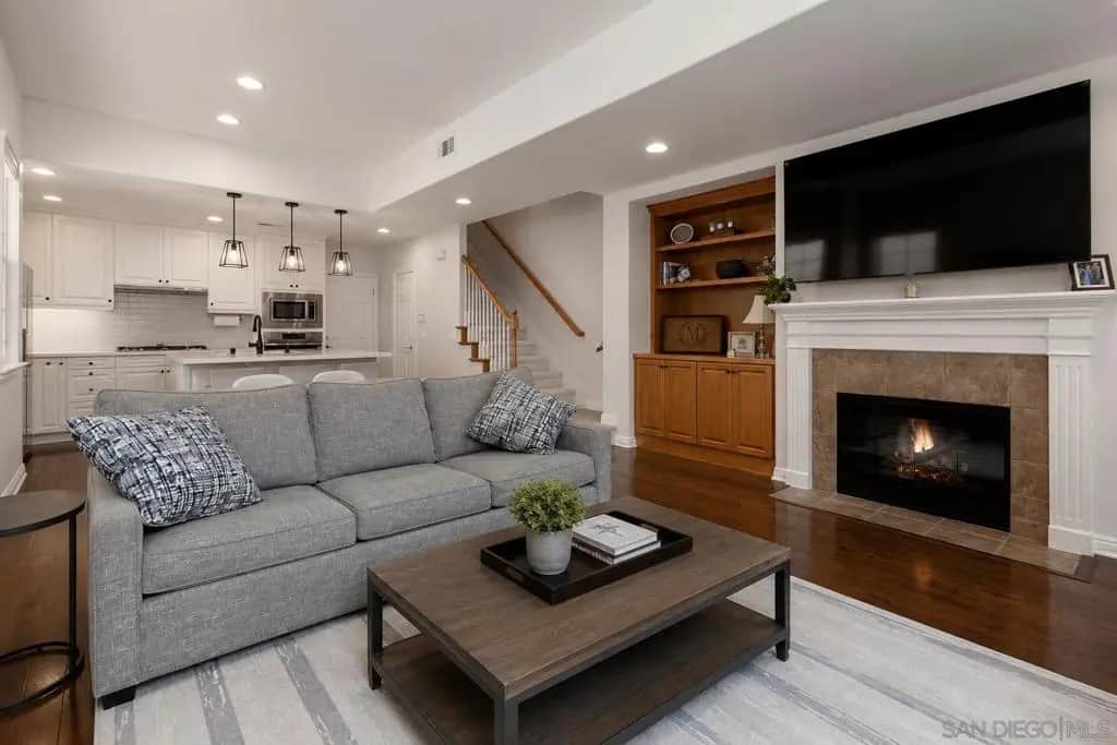 2955 Farragut, San Diego, CA — listing photo 1
