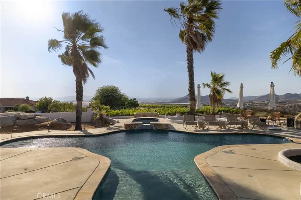 39140 Gray Squirrel, Temecula, CA — listing photo 1