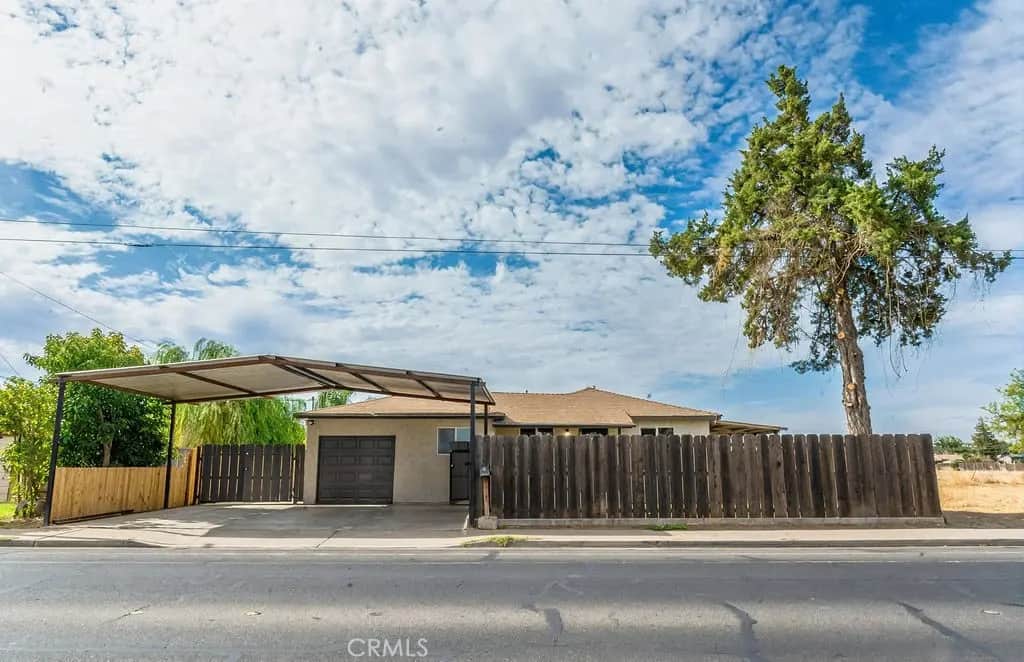 942 W Childs, Merced, CA — listing photo 1