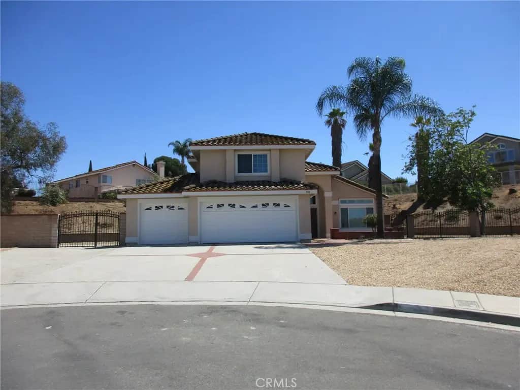 902 Basilone, Riverside, CA — listing photo 1