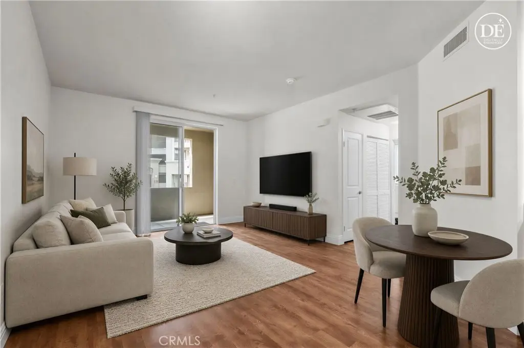 2108 Scholarship, Irvine, CA — listing photo 1