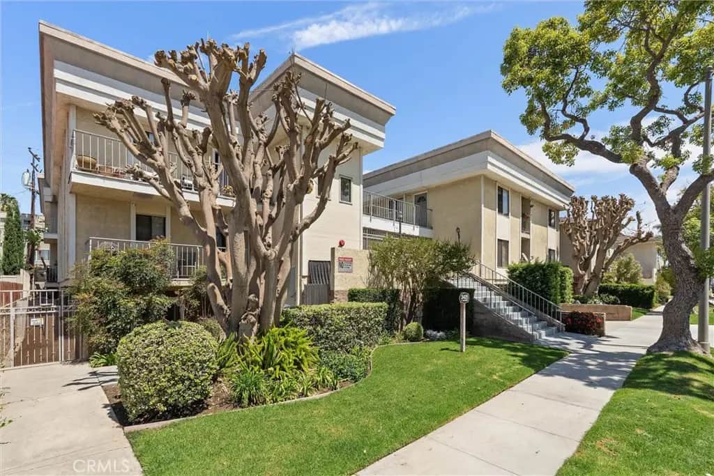 3425 E 15th 12D, Long Beach, CA — listing photo 1