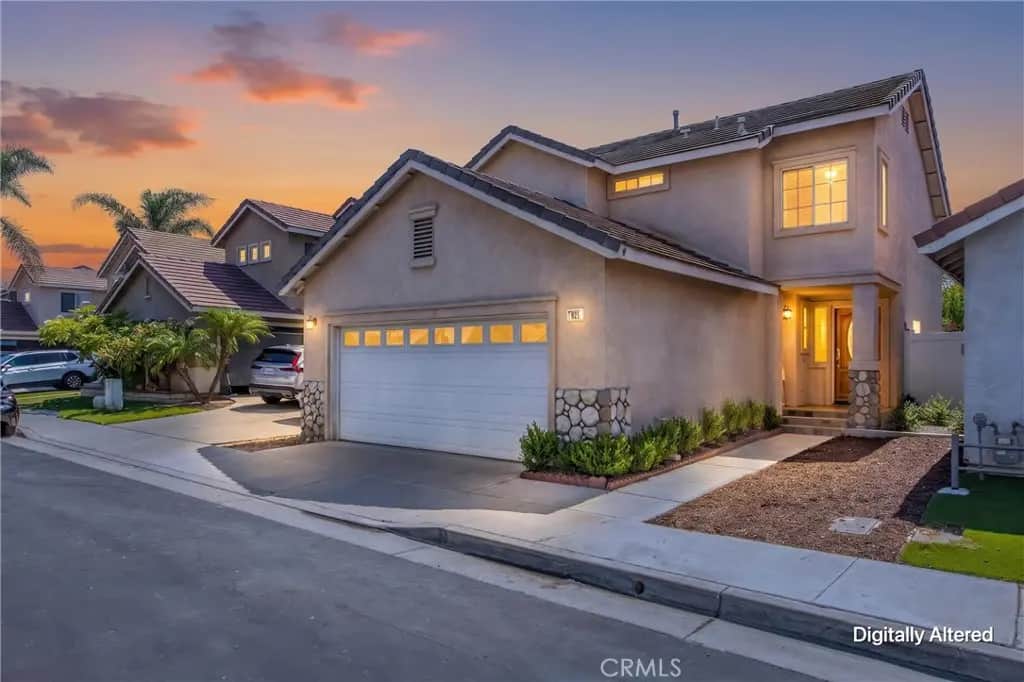 921 Blossomcreek Ln, Corona, CA — listing photo 1
