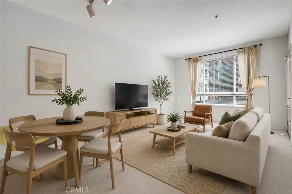 100 S Alameda 280, Los Angeles, CA — listing photo 1
