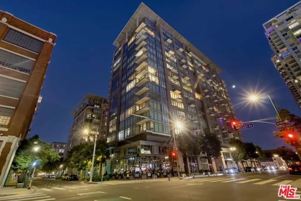 1100 S Hope Street 1302, Los Angeles, CA — listing photo 1