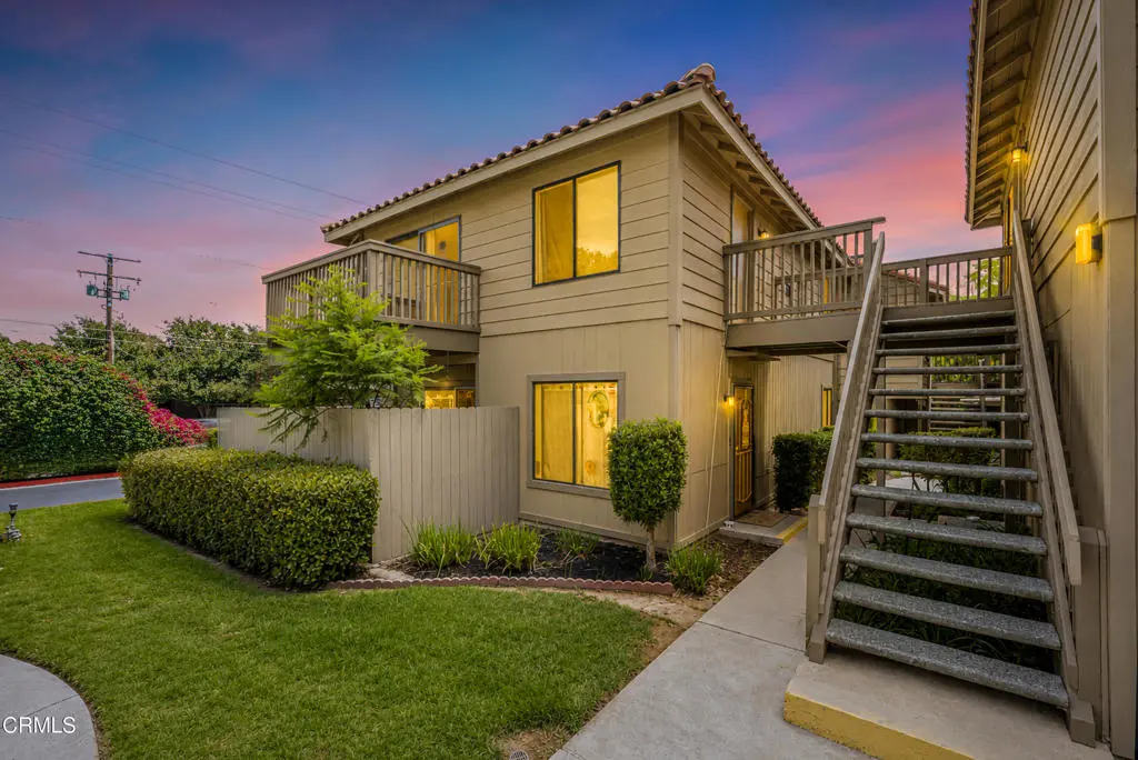 202 S Steckel Drive, Santa Paula, CA — listing photo 1
