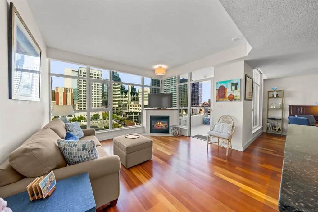 1199 Pacific Hwy 1103, San Diego, CA — listing photo 1
