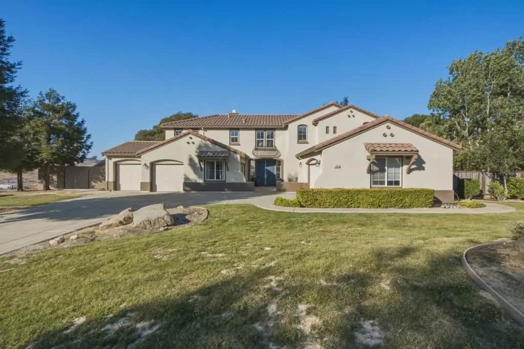 900 Via Vaquero Norte, San Juan Bautista, CA — listing photo 1