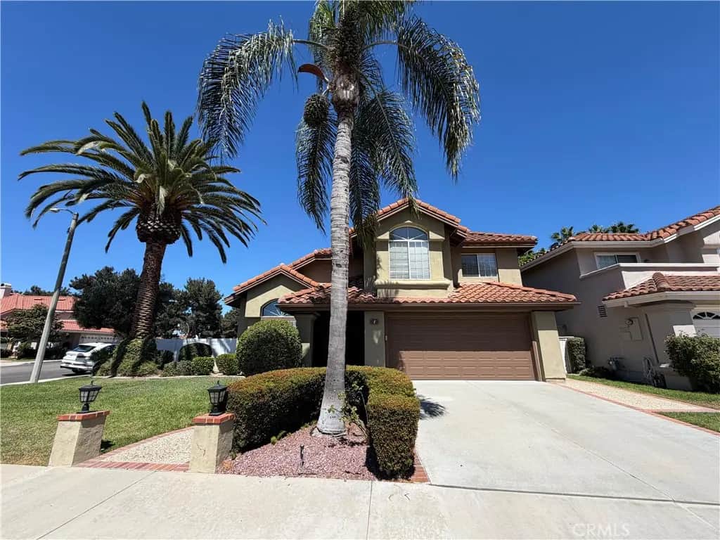 1 Andria, Irvine, CA — listing photo 1
