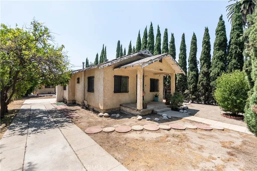 4102 Sequoia Street, Los Angeles, CA — listing photo 1