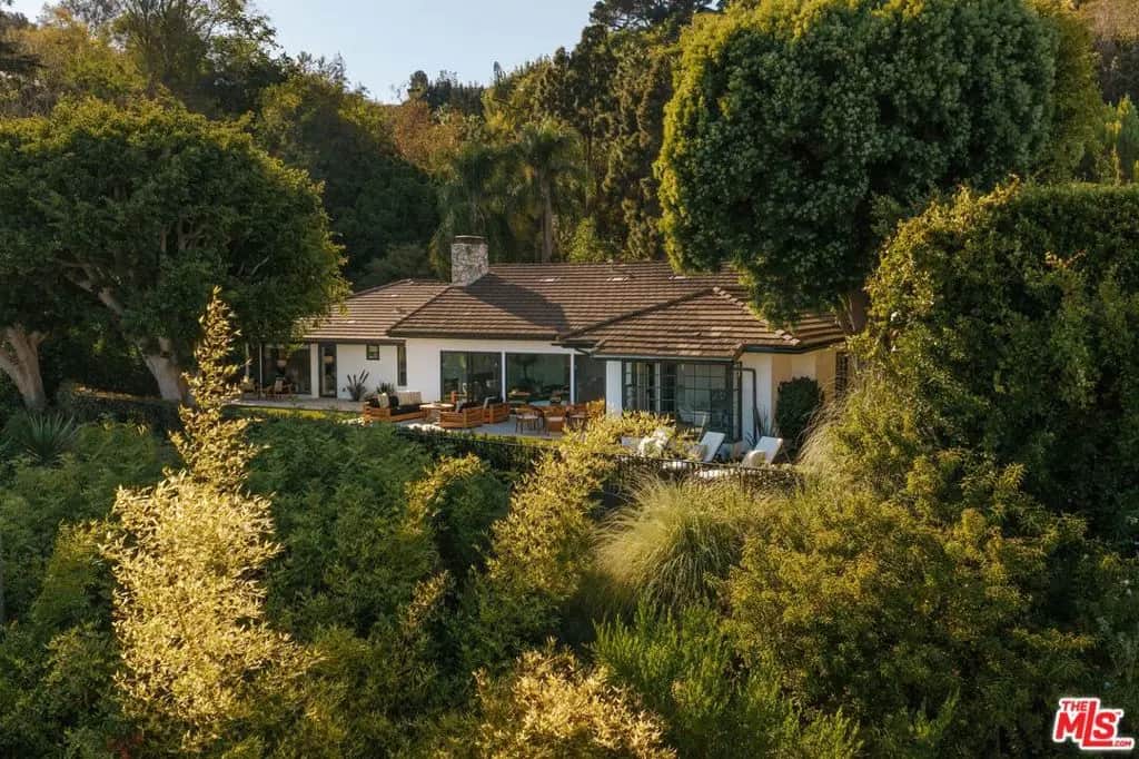 10122 Sunbrook Drive, Los Angeles, CA — listing photo 1