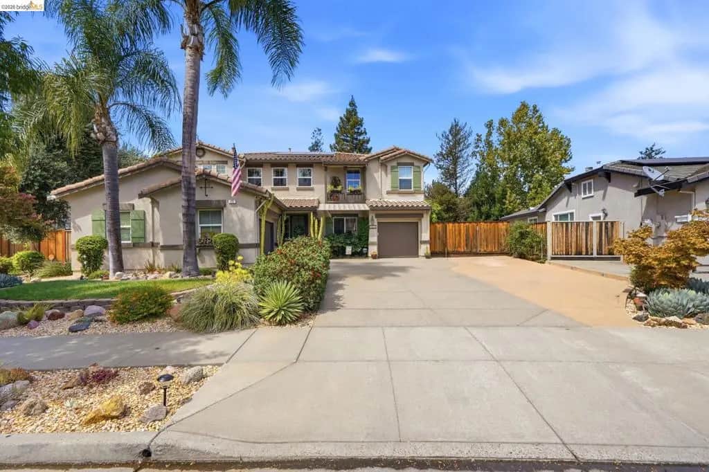 325 San Marino Ln, Brentwood, CA — listing photo 1