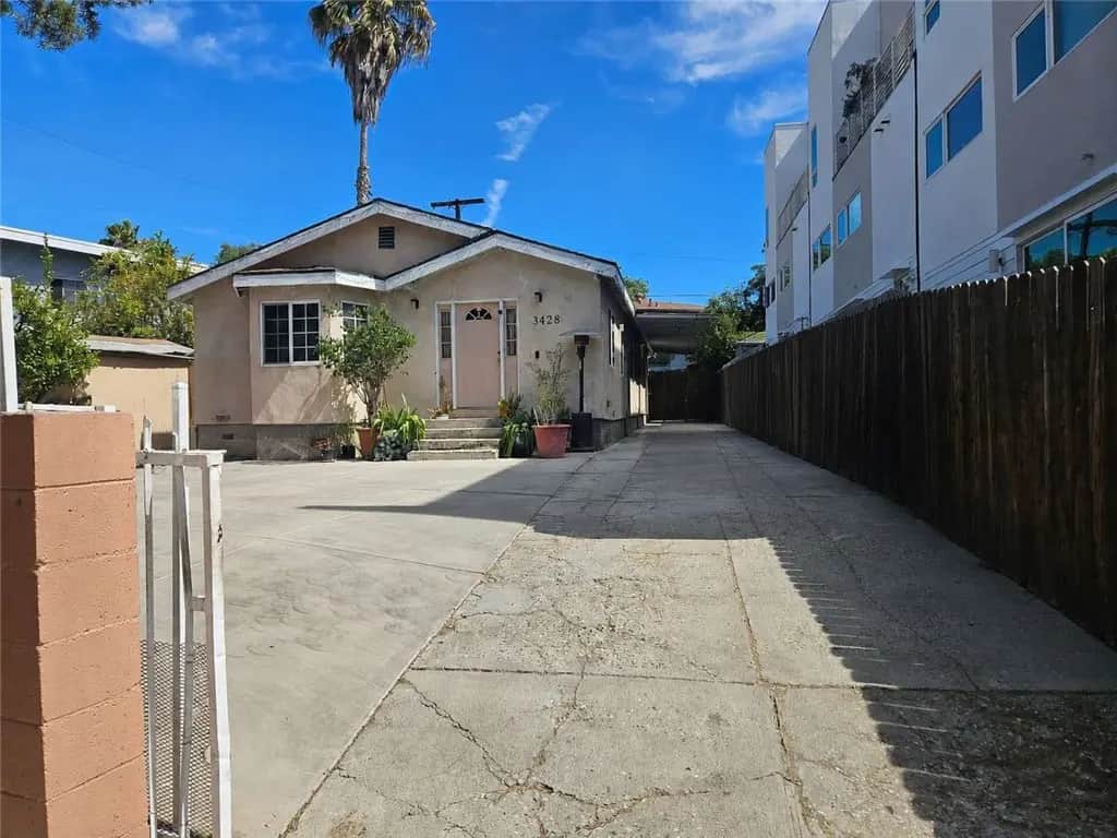 3428 Fletcher Drive, Los Angeles, CA — listing photo 1