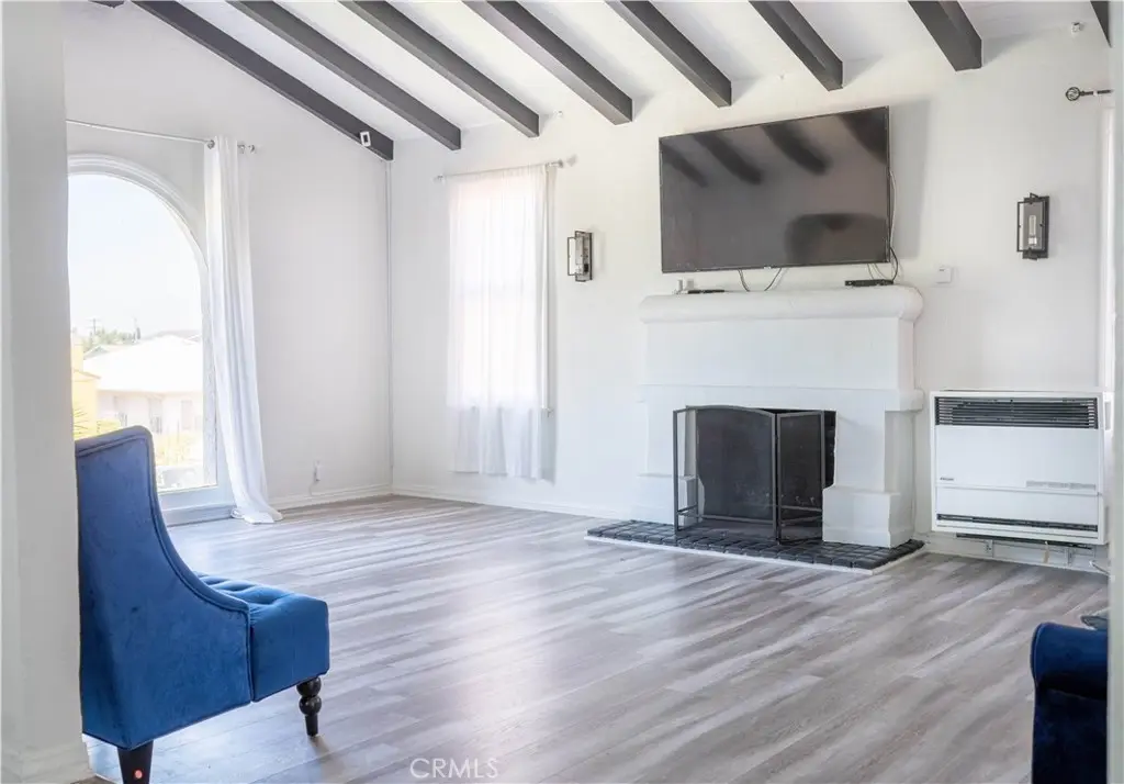 3208 W 74th Street, Park Hills Heights, CA — listing photo 1