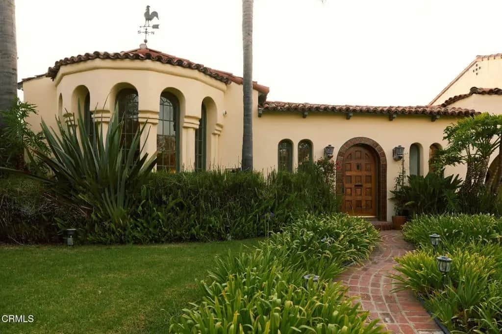 913 Burnside Avenue, Los Angeles, CA — listing photo 1