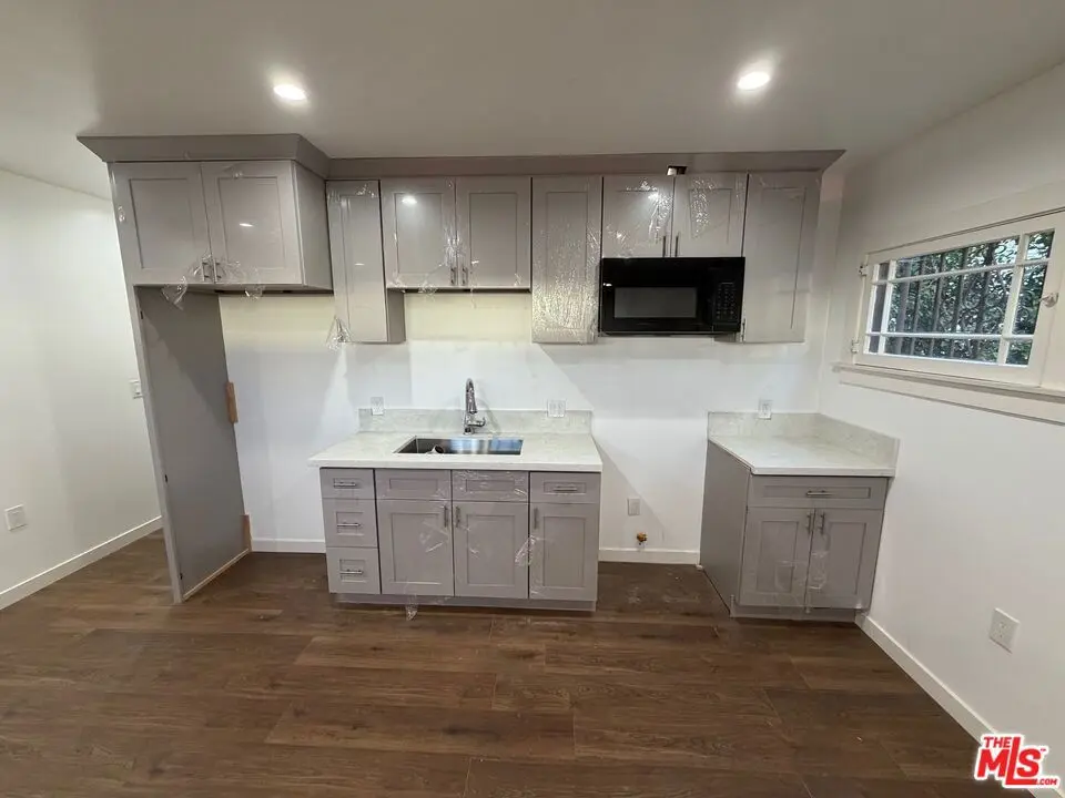 1021 S Burlington Avenue, Los Angeles, CA — listing photo 1