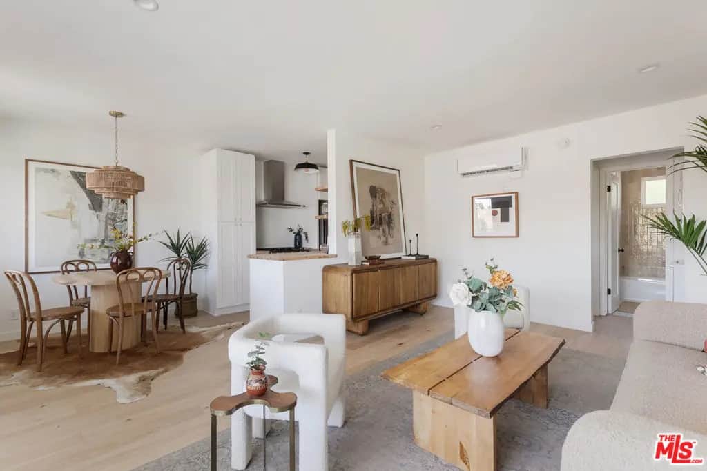 2135 Bellevue Avenue 10, Los Angeles, CA — listing photo 1