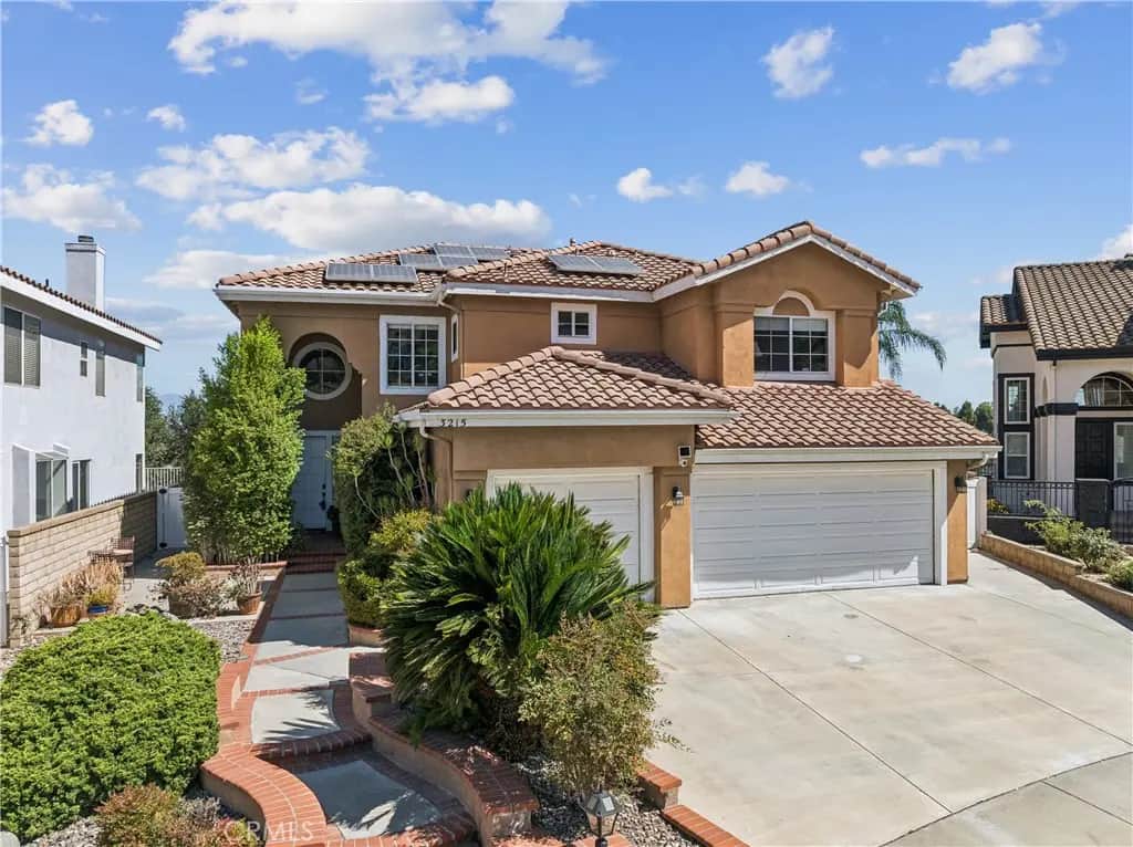 3215 Crystal Ridge Circle, Corona, CA — listing photo 1