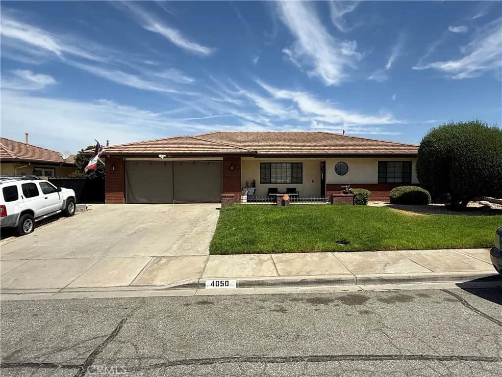 4050 Bordeaux Lane, Hemet, CA — listing photo 1